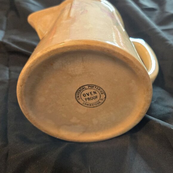 Vintage UNIVERSAL POTTERIES, Cambridge, Ohio Stoneware Floral Pitcher - Picture 4 of 10